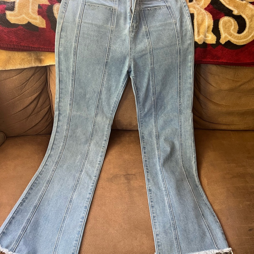 Listicle bell bottoms